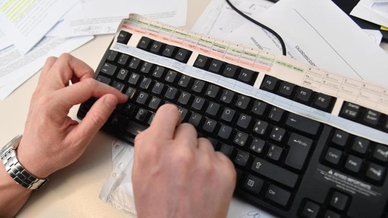 La mala educazione al sesso, quei tredicenni alla deriva nella Rete del porno facile