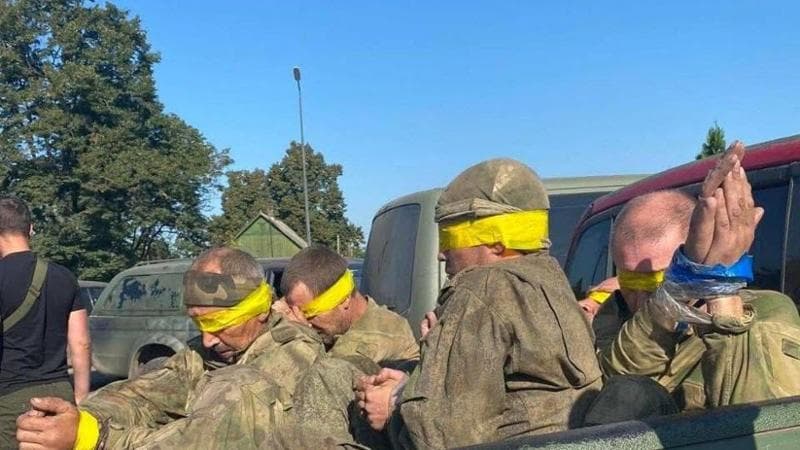 Ucraina, il vecchio e il “Moccioso”. Storie degli sbandati russi fatti prigionieri a Robotyne