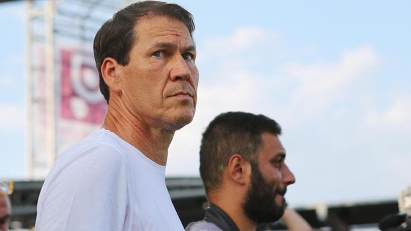 Napoli, Garcia: “Non so che Lazio aspettarmi, ma non sarà una sfida tra me e Sarri”