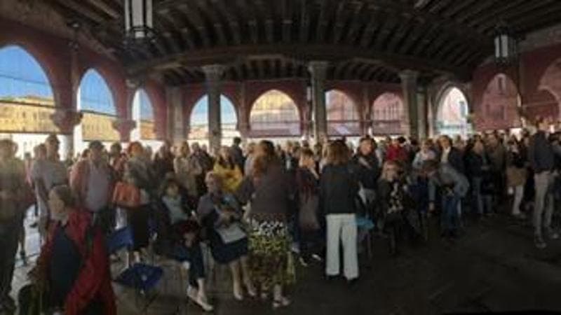 Assemblea dei veneziani per discutere della tassa di ingresso a Rialto, in Pescheria
