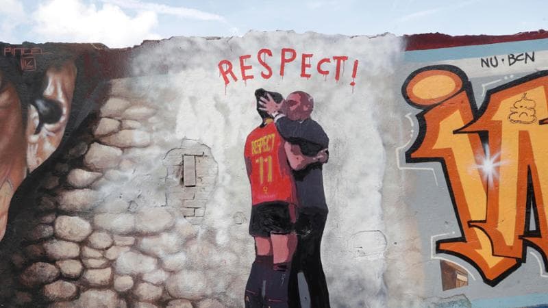 Spagna, la calciatrice Jenni Hermoso ha denunciato il presidente della Federcalcio Rubiales
