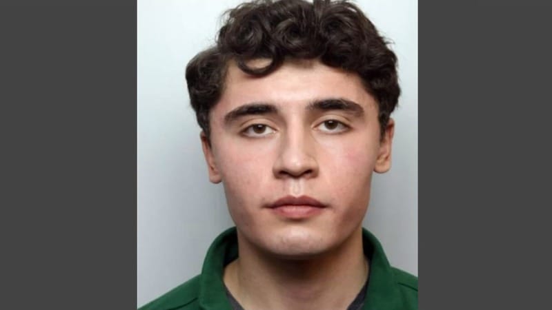 Ex soldato sospettato di terrorismo evade nascosto nel camioncino del cibo: caccia all’uomo a Londra