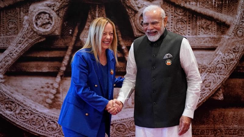 Giorgia Meloni al G20 con il primo ministro indiano&nbsp;Narendra Modi
