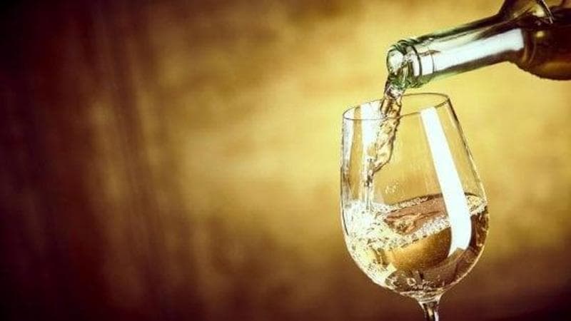 Vendemmia meno 12% rispetto al 2022, perdiamo la medaglia d’oro della produzione che va alla Francia