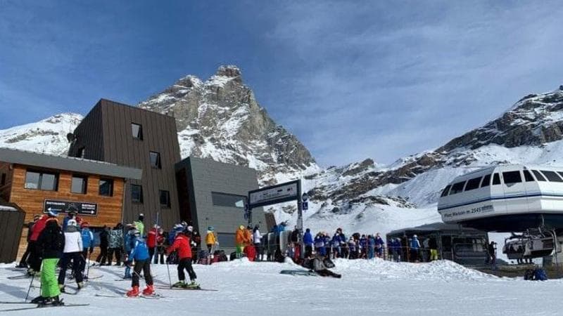 Stagione sciistica, in arrivo la stangata: lo skipass costerà il 20% in più di due anni fa