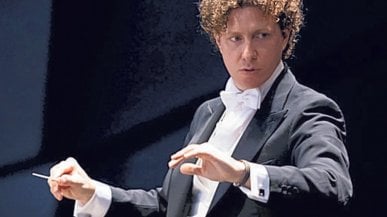 <a href="https://puntoitalia.online/dossier/le-guide/teatro-di-reggio-emilia/2023/09/15/news/dal_22_settembre_falstaff_da_camera-414459526/">&ldquo;Falstaff&rdquo; da camera</a>
