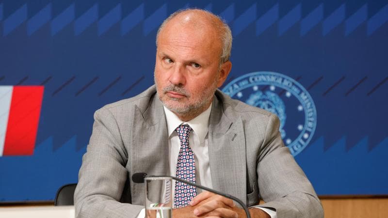 Covid, Schillaci: “A fine anno il nuovo piano pandemico. Ora vacciniamo i fragili”