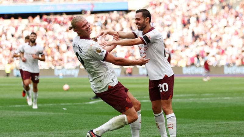 Premier, City inesorabile: quinta vittoria, ribaltato anche il West Ham. De Zerbi va, il Brighton espugna Old Trafford