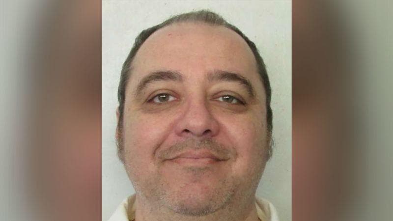 Alabama, condannato a morte sopravvisse all’esecuzione: ora sarà giustiziato con l’azoto. “Come una cavia, fine orrenda”