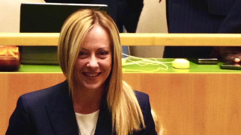 Onu, Meloni a New York diserta Consiglio “storico” con Zelensky e Lavrov. E va in pizzeria e non al ricevimento di Biden