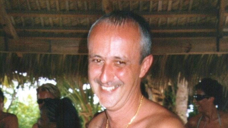 Cosa rischia ora il finto suicida: “Adamo Guerra ha fatto mancare l’assistenza alle figlie e all’ex moglie”
