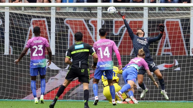 Le pagelle di Milan-Verona: la sicurezza di Sportiello, l’errore fatale di Hien