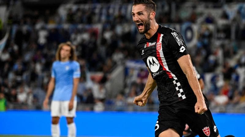 Gagliardini esulta dopo il gol del pari
