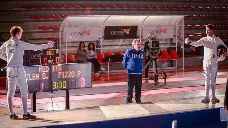 'La stoccata vincente', al centro&nbsp;Flavio Insinna nel ruolo di Piero, il padre di&nbsp;Paolo Pizzo
