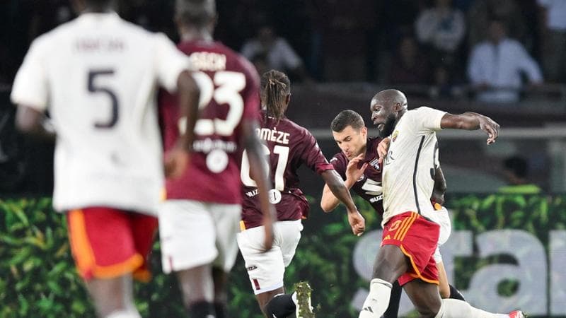 Torino-Roma 1-1: botta e risposta tra Lukaku e Zapata