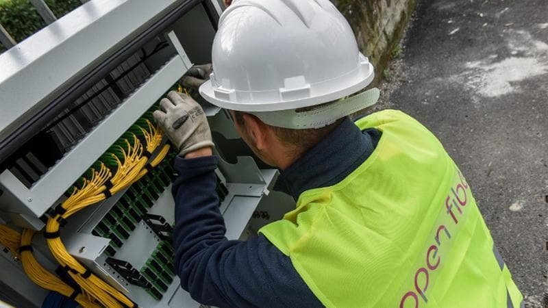 Open Fiber cambia l’ad, Gola al posto di Rossetti con l’ok di Palazzo Chigi
