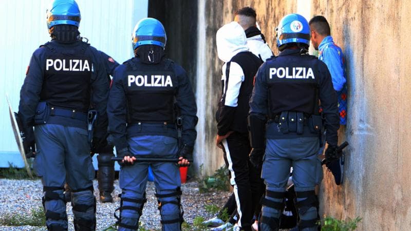 Il Cpr (Centro permanente per i rimpatri) di via Corelli, alla periferia di Milano
