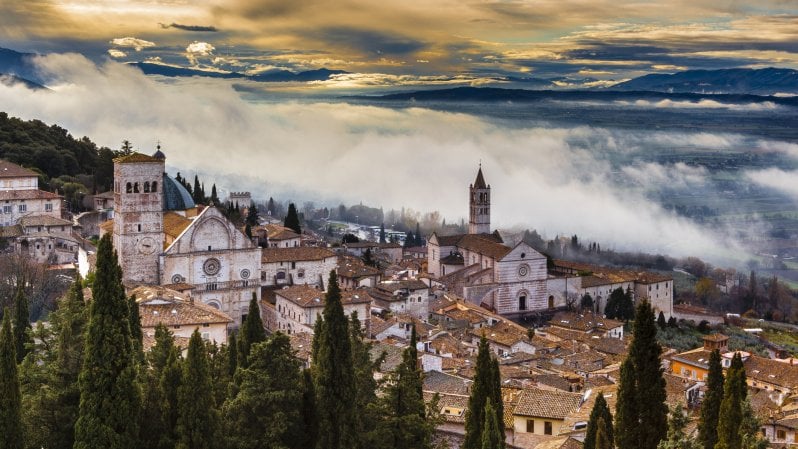 <a href="https://puntoitalia.online/dossier/le-guide/touring-club/2023/09/27/news/sentieri_e_borghi_da_scoprire_al_via_la_quarta_edizione_della_caccia_ai_tesori_arancioni-415867464/">Sentieri e borghi da scoprire</a>