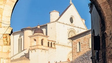 <span style="color: rgb(153, 0, 0);">L&rsquo;evento</span>