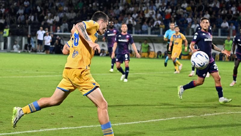 Frosinone-Fiorentina 1-1: Soulé replica a Nico Gonzalez