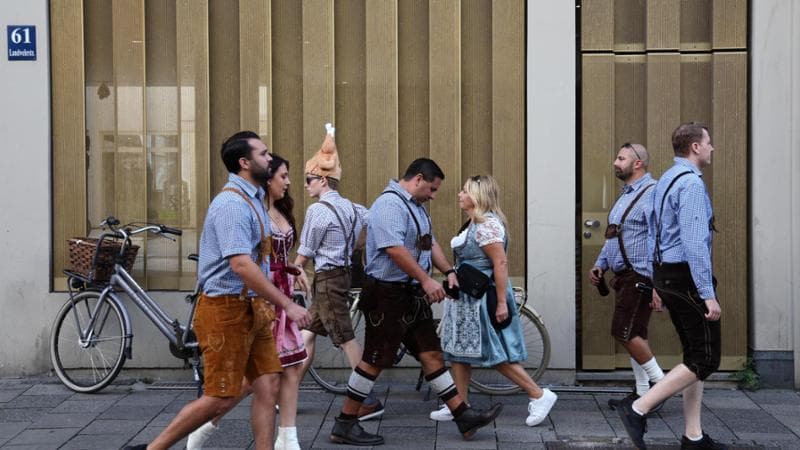 Germania, fermati due 24enni italiani per un saluto nazista all'Oktoberfest