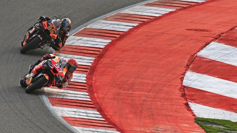 MotoGp, Giappone: Binder domina le libere a tempo di record. Bagnaia secondo con un gran finale
