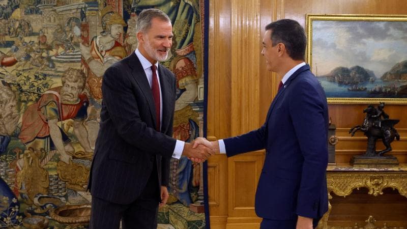 Spagna, il re affida a Sánchez l’incarico di formare il nuovo governo