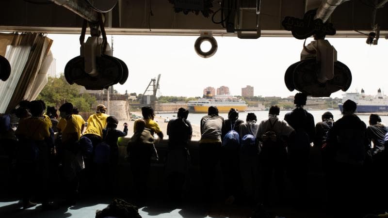 I soccorritori Vito e Vincenzo. Da Lampedusa a Cutro, uniti da dieci anni di naufragi