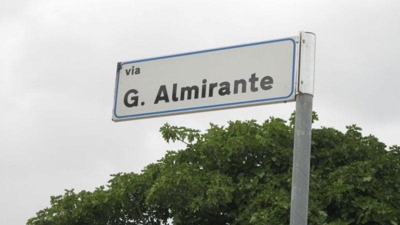 Via Almirante vietata: il Pd propone due leggi per bandire toponomastica e propaganda filo-fascista