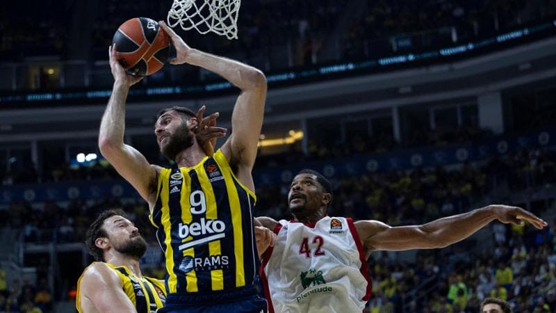 Eurolega, l’Olimpia cede con onore in Turchia: il Fenerbahce si impone all’overtime