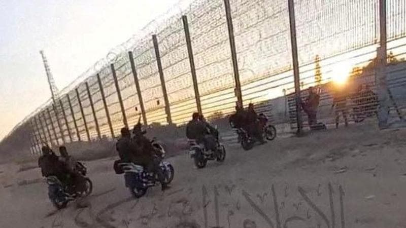 Attacco a Israele, pick-up, deltaplani, moto e missili: così Hamas ha agito a sorpresa