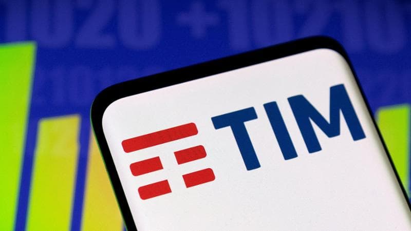 Tim, il Mef al lavoro sulla rete. Vivendi verso la battaglia legale