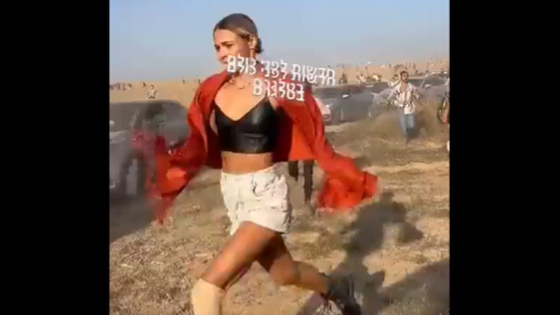 Orrore nel deserto, le testimonianze dal rave israeliano colpito da Hamas: “Oltre 250 giovani massacrati”