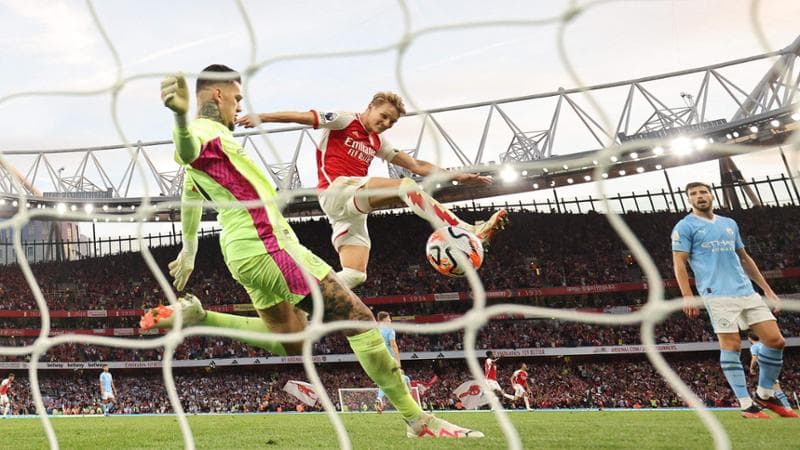 L’Arsenal batte il Manchester City e vola in vetta insieme al Tottenham