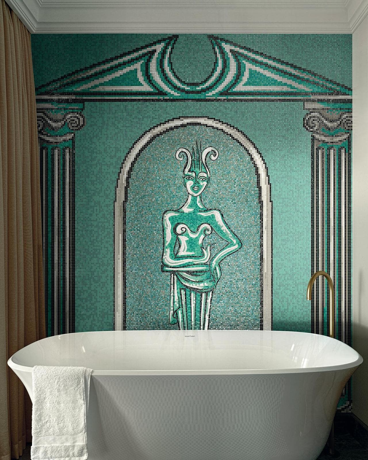 Il decoro in mosaico di vetro&nbsp;Bisazza&nbsp;della linea Lyre Verte di Vincent Darr&eacute; (foto Tom Kurek)
