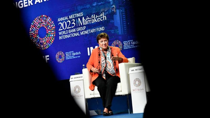 Il Fondo monetario taglia le stime sull’Italia: nel 2024 la crescita si fermerà allo 0,7%