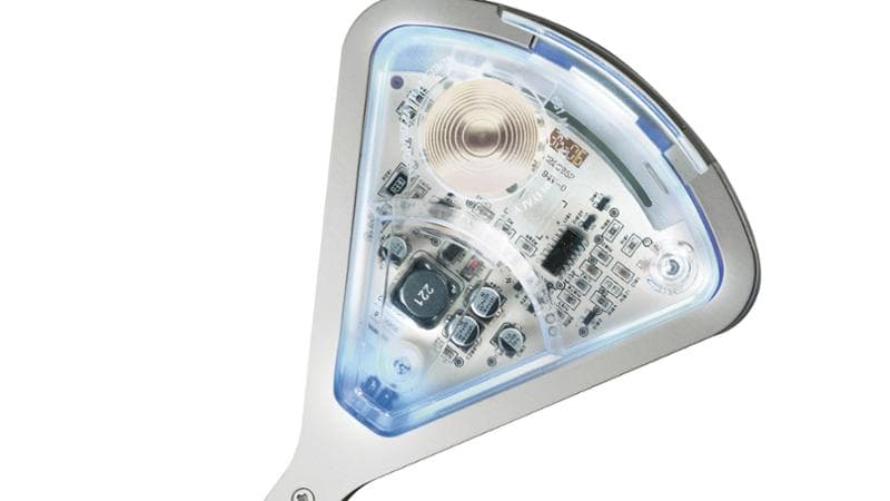 Mix, lampada a led di Meda e Rizzatto per Luceplan, &egrave; a basso consumo e mescola led di diversi colori per ottenere una luce bianca. Compasso d'oro nel 2008
