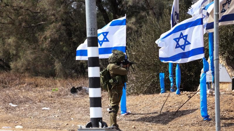 Israele, la testimonianza dal kibbutz di Be’eri: “Al confine con Gaza ci siamo sempre sentiti al sicuro. Stavolta nessuno ci ha protetti”