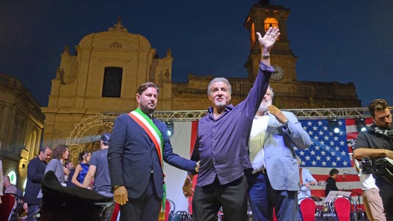 Sylvester Stallone nel recente viaggio a Gioia del Colle (Ba), luogo natio dei suoi avi
