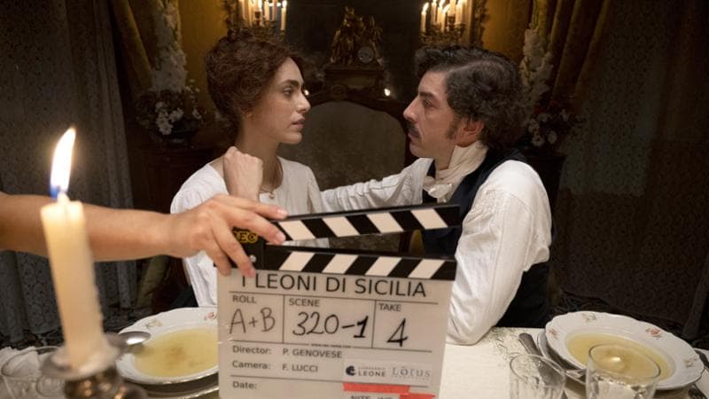 Miriam Leone e Michele Riondino (Maria Marin)
