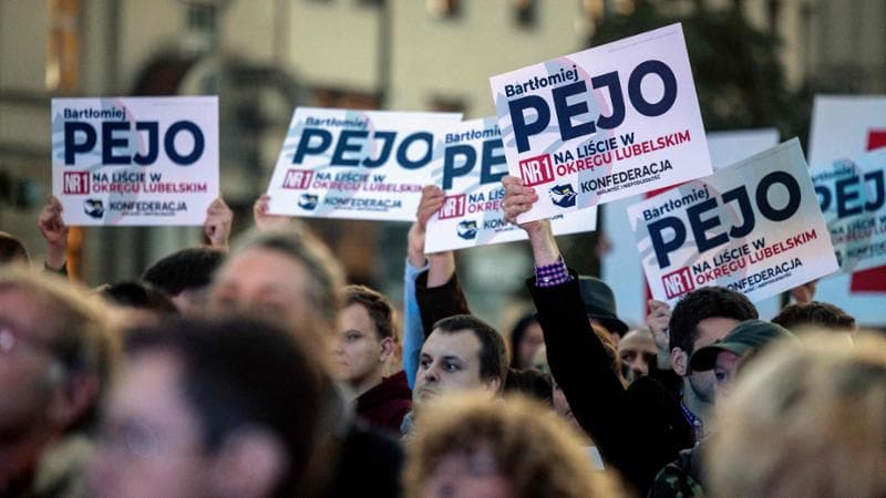 Sul voto in Polonia l’ombra dell’ultradestra: “Il modello è Meloni”
