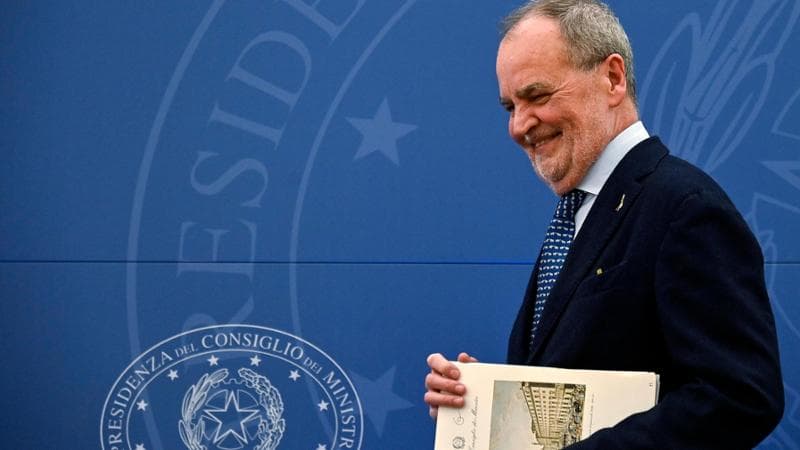 L’autonomia ancora non c’è, Calderoli già la applica. Crollano le impugnative delle leggi regionali