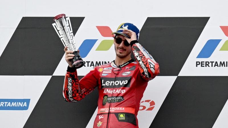 Bagnaia festeggia sul podio
