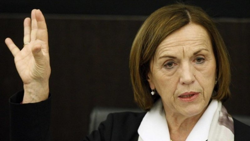 Pensioni, la Fornero &ldquo;resiste&rdquo;. Ma i tagli sono pesanti, soprattutto per le donne
