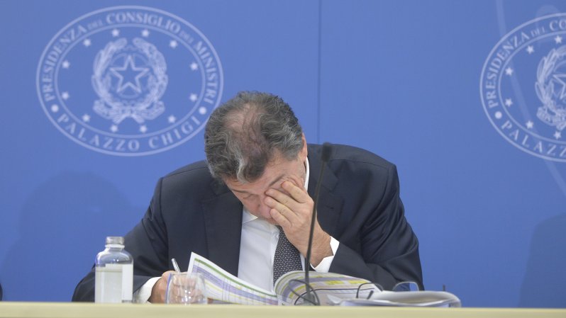 Caccia agli sprechi, un tesoro da 10 miliardi<br /><em class="author">di Giuseppe Colombo</em>