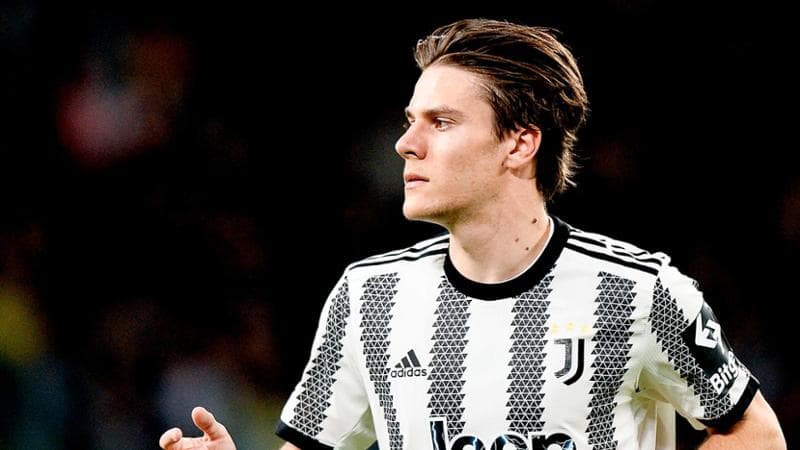 Nicol&ograve; Fagioli, 22 anni
