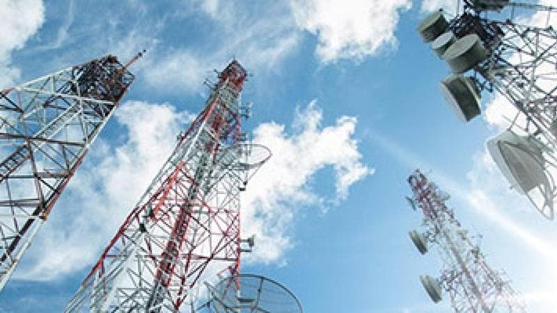 Tlc, salgono i limiti elettromagnetici. Ma il tetto sarà un quarto della media europea