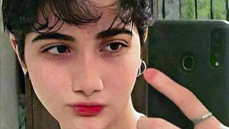 Morta Armita Garawand. Gli attivisti iraniani: “Era stata picchiata dalla polizia per aver violato leggi sul velo”. Ma il governo nega