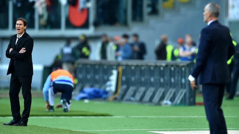 Garcia e Pioli nel 2015, quado erano allenatori di Roma e Lazio
