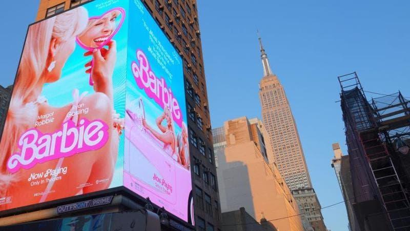 Una festa “Barbieween”, e il business di Halloween si tinge di rosa